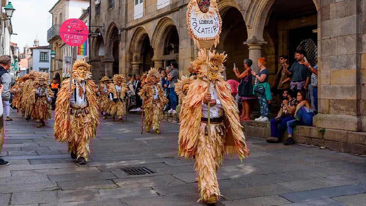 entroido carnaval galicia follateiros lobios Follateiras e follateiros Lobios