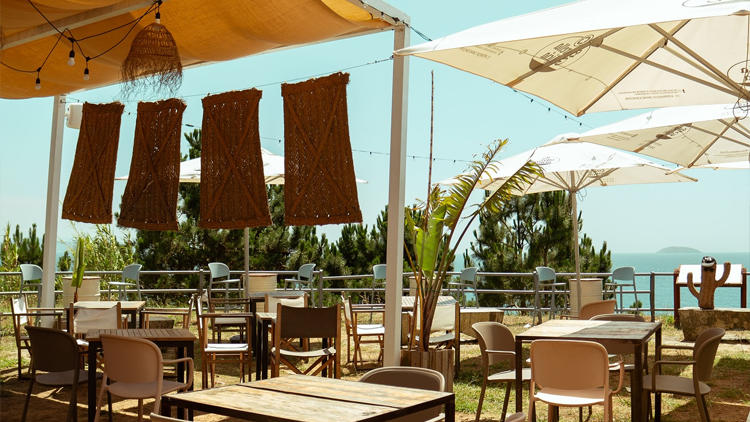 chiringuitos galicia bico beach Bico Beach en Sanxenxo
