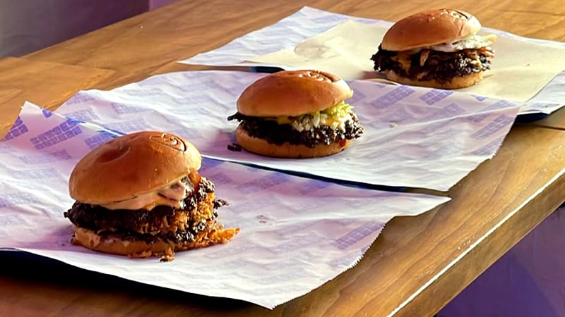 hamburguesas coruna cheesyburger