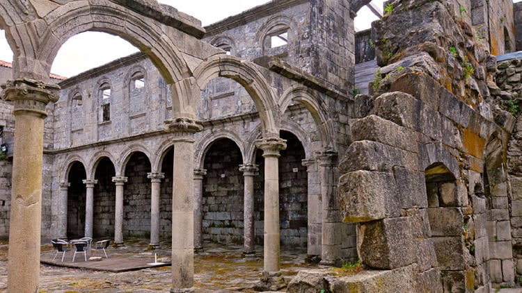 monasterios ourense santa maria melon Monasterio de Santa María de Melón