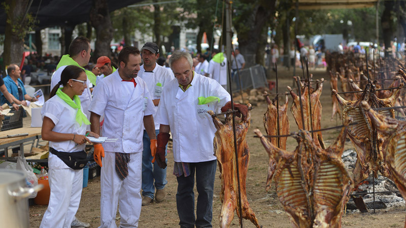Festa do carneiro en Moraña